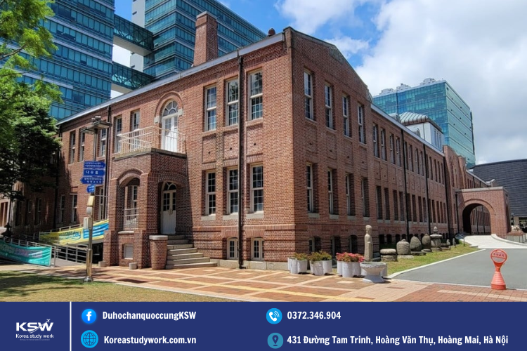 Học bổng của trường Đại học Dong A