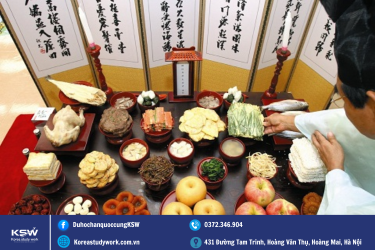 Phong tục thờ cung gia tiên vào mùng 1 của người hàn